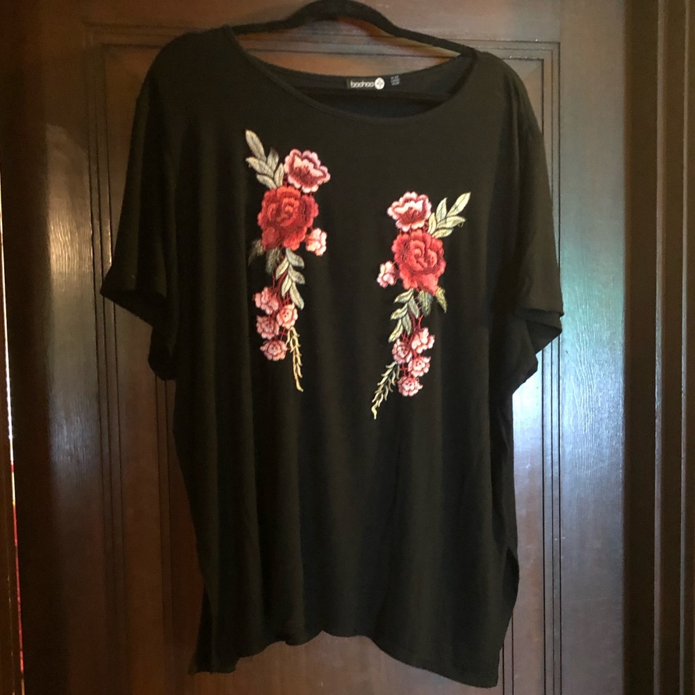 Boohoo Floral Decal Top